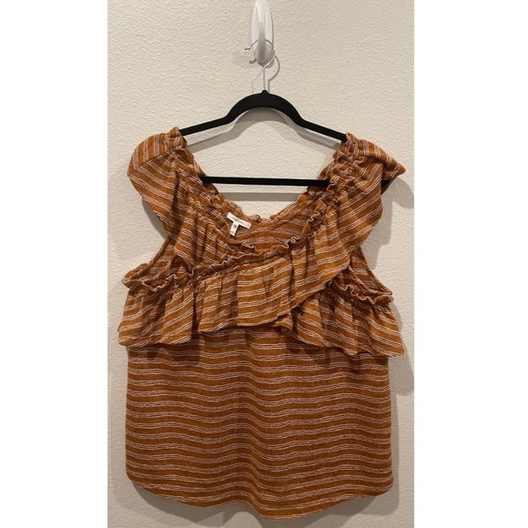MAURICES Ruffle Off The Shoulder Top - Picture 1 of 3